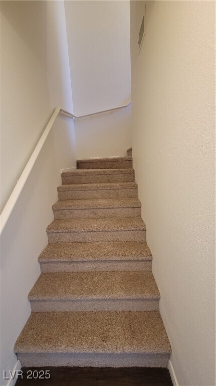 Building Photo - 6761 Holmby Ave