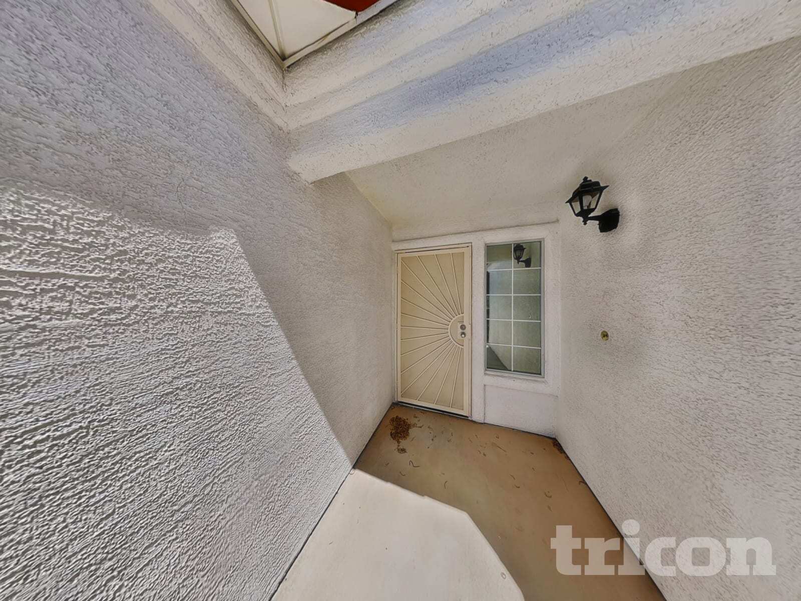 Building Photo - 710 Wolf Lake Ave