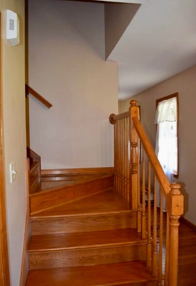 Building Photo - 24614 Raven Rock Rd