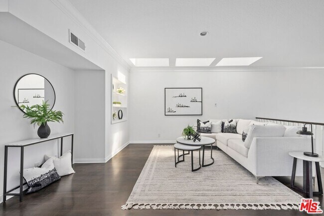 Building Photo - 2241 Canyonback Rd