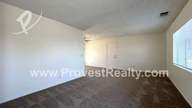Building Photo - 8914 I Ave