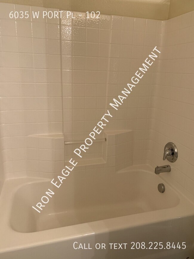 Building Photo - 6035 W Port Pl