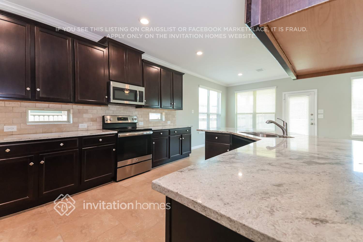 Building Photo - 4717 Ray Roberts Dr