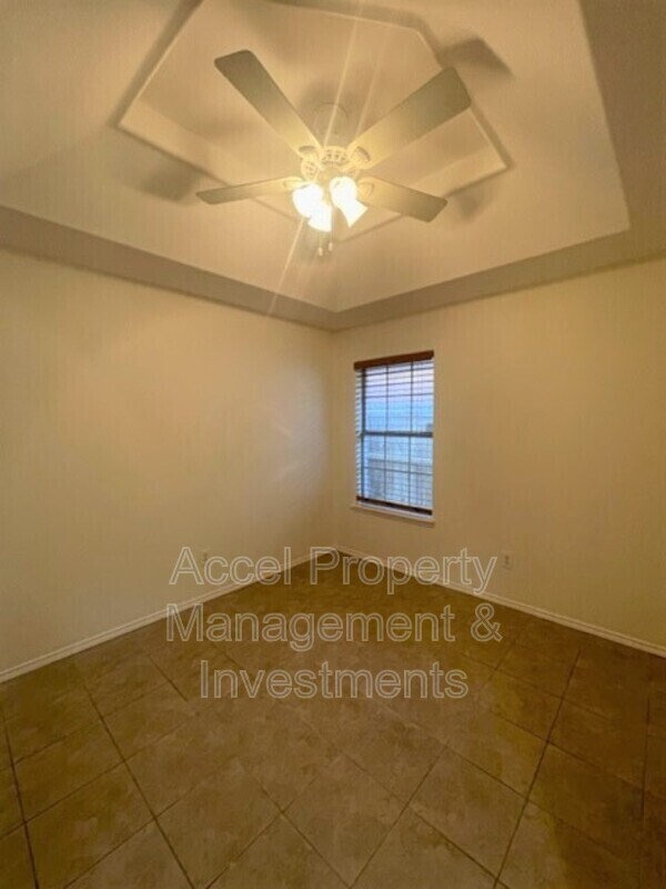 Building Photo - 1606 S Kumquat St