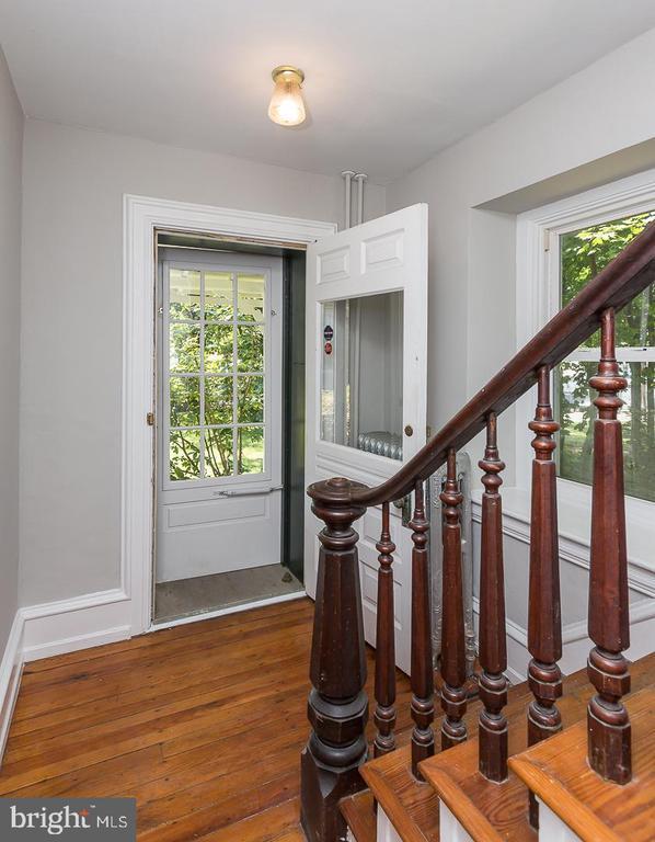 Building Photo - 337 Righters Mill Rd