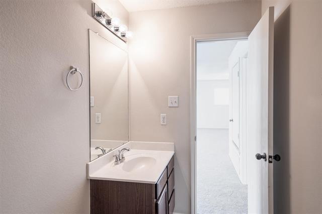 Building Photo - 8857 Stirrup Way