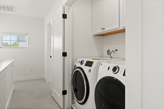 Building Photo - 602 Mercado St