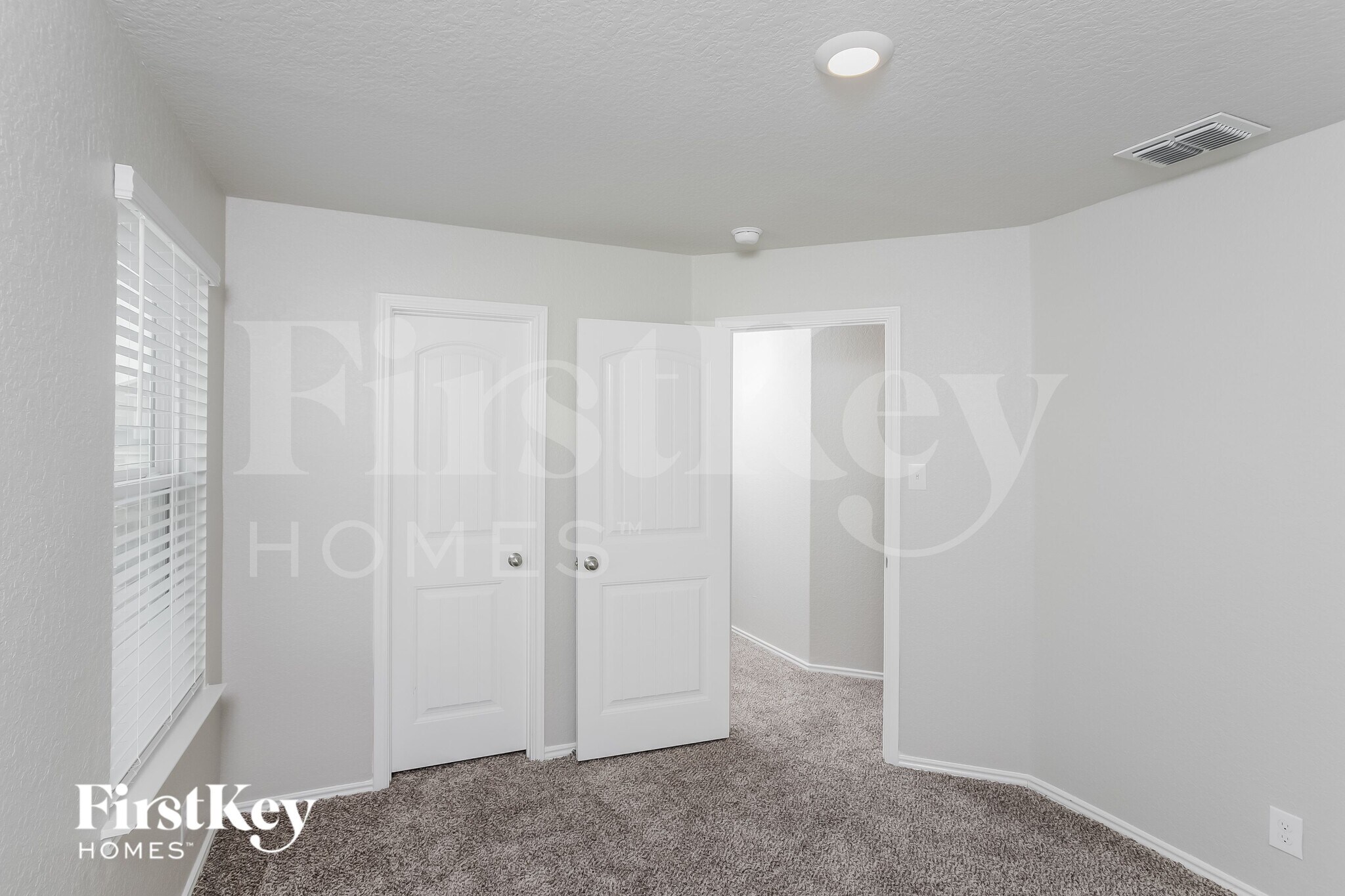 Building Photo - 13923 Morgan Terrace