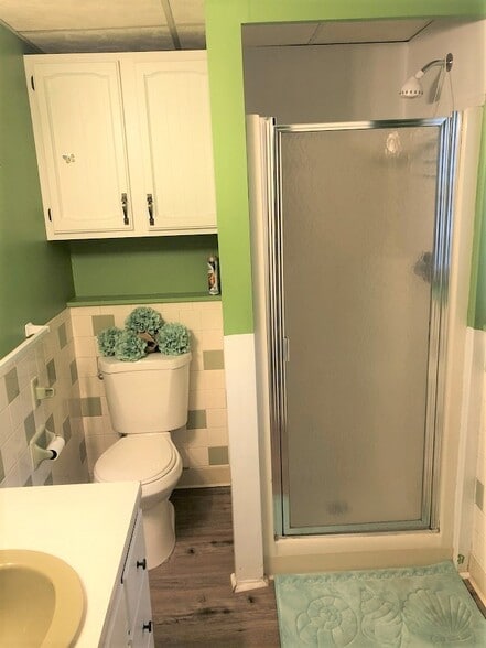 Building Photo - 663 Essex St