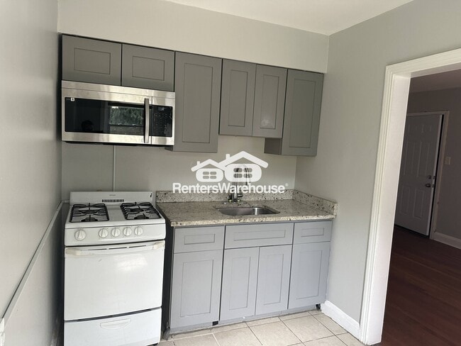 Building Photo - 6103 Chinquapin Pkwy