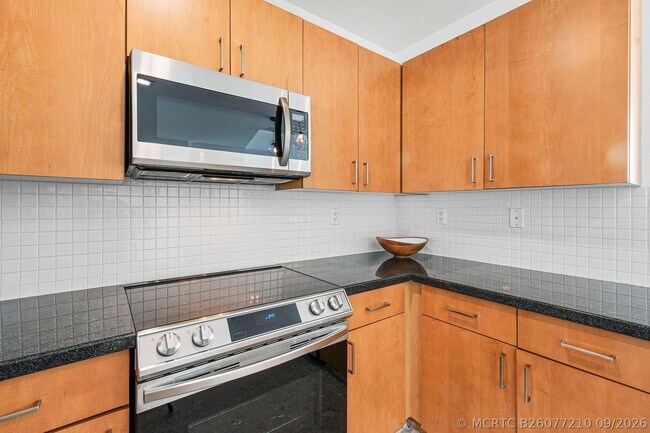 Building Photo - 300 S Australian Ave