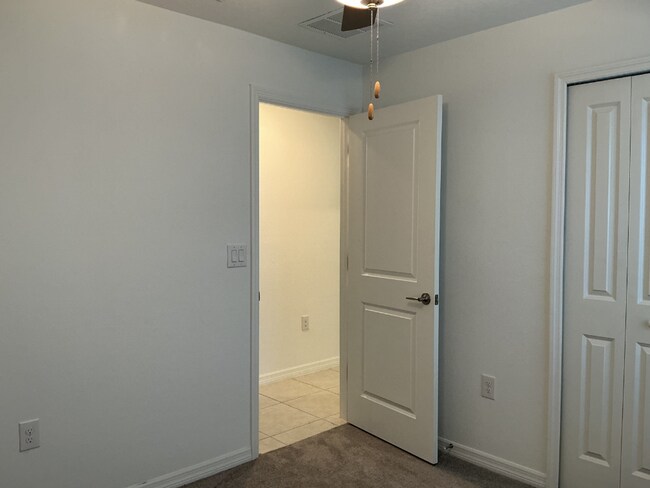 Building Photo - Spacious 4BR Single-Story in Lakeland