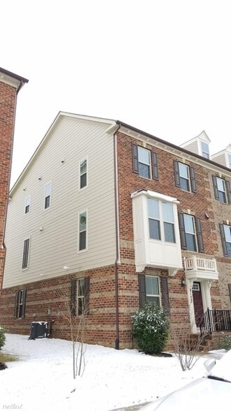 Building Photo - 9123 Landon House Ln