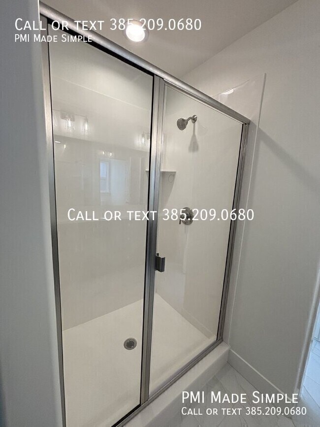 Building Photo - 4009 W 1180 N