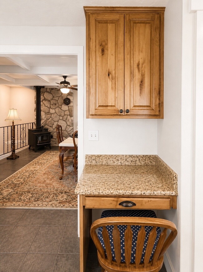 Building Photo - Caretaker Rental Opportunity – Fully Furnished Home in Historic Spring City