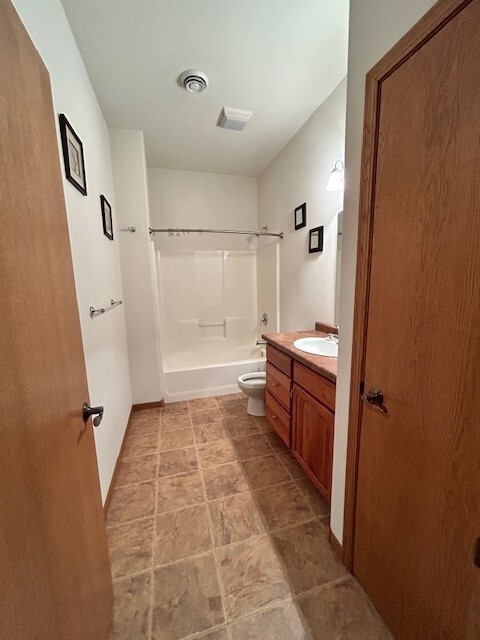 Lower Level Full Bath - W4091 3rd St