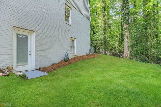 Building Photo - 1041 Avon Breeze Ct