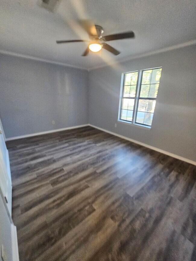 Building Photo - Home in Bryant