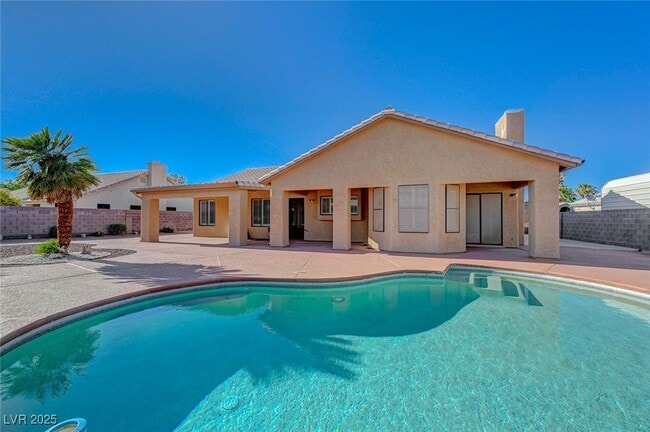 Building Photo - 6317 W Canyon Ridge Dr