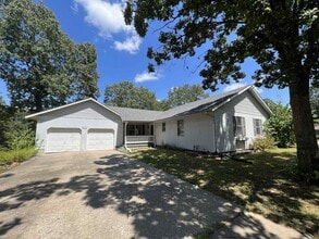 Building Photo - COMING SOON: MOVE IN SPECIAL: HALF OFF FIR...
