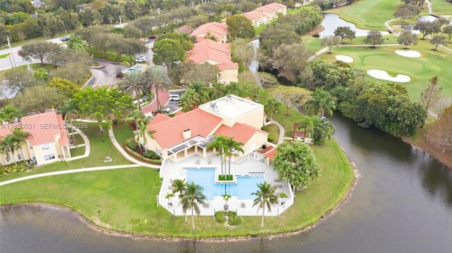 Building Photo - 437 Vista Isles Dr