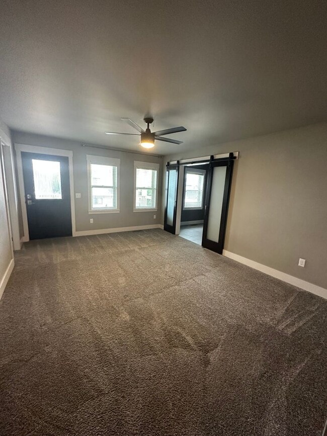 Building Photo - 4 Bedroom, 3 1/2 Bathroom House in Josephine Crossing Subdivision