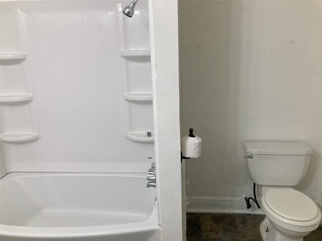 Building Photo - 1202 Dunstan Rd