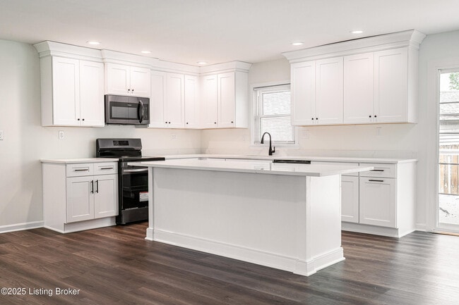 Building Photo - 3801 Iron Horse Way