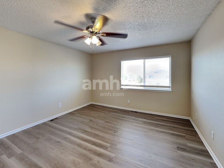 Building Photo - 21610 E 38th Pl