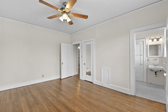 Building Photo - 436 Westmoreland St