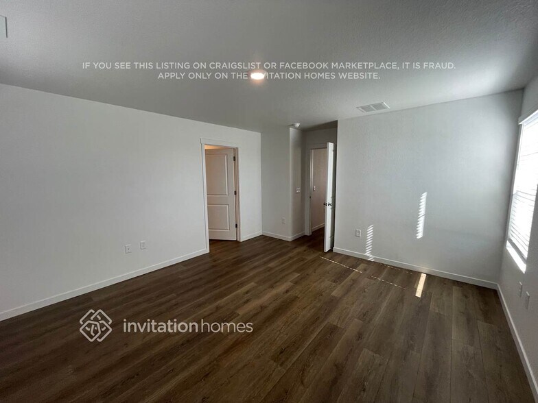 Building Photo - 279 S Uriah St