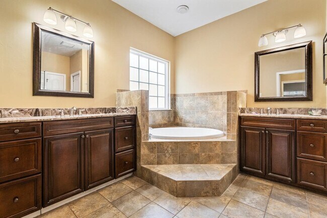 Building Photo - 8514 Polly Ln