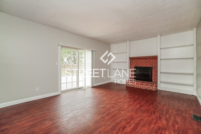 Primary Photo - Charming 4 bedroom home in Pickerington!