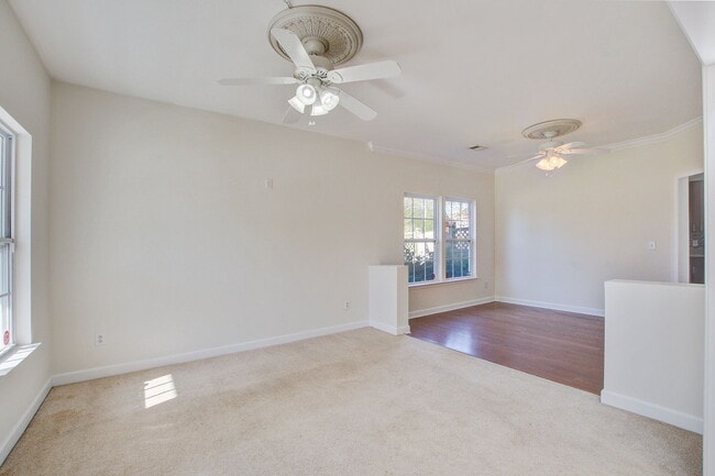 Building Photo - 156 Red Leaf Blvd