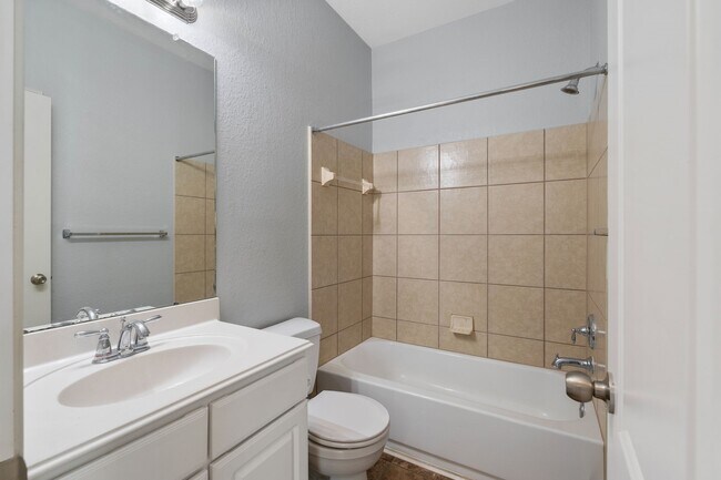 Building Photo - 19006 Piper Hill Ln