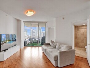 Building Photo - 350 S Miami Ave