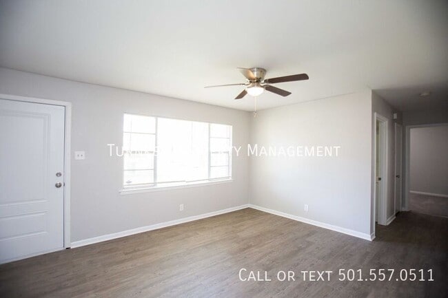 Building Photo - 5205 Wycliffe Dr