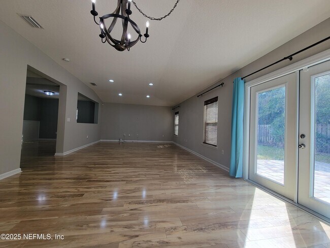 Building Photo - 4447 Oak Moss Loop