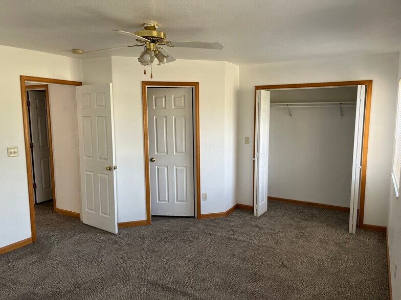 Master Bedroom - 313 Ash Ct