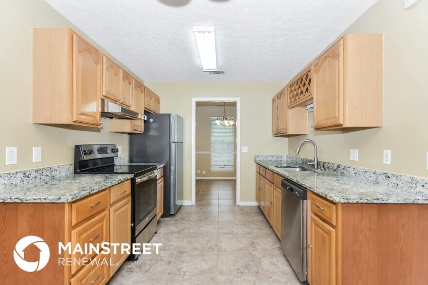 Building Photo - 405 Brookview Dr