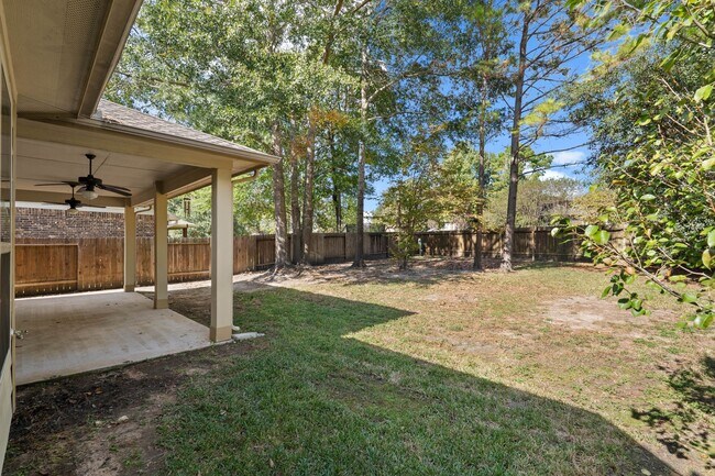 Building Photo - 208 Forest Peak Way