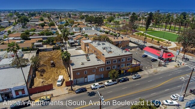 Building Photo - 5117-5123 S Avalon Blvd
