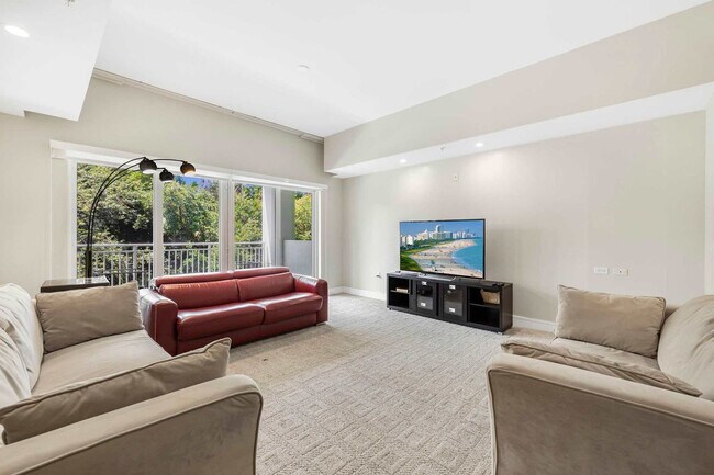 Primary Photo - 5300 NW 87th Ave