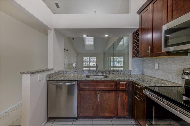 Building Photo - 134 Sun Isle Cir
