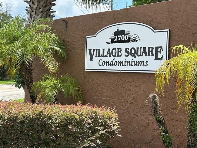 Building Photo - 6063 Village Cir S