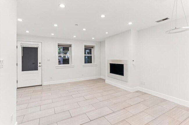 Building Photo - 2723 13th St NW