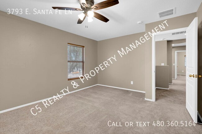 Building Photo - 3793 E Santa Fe Ln