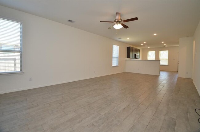 Building Photo - 5602 Tabula Rasa Dr