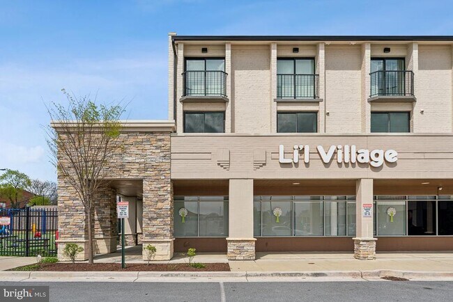 Building Photo - 19520 Village Walk Dr