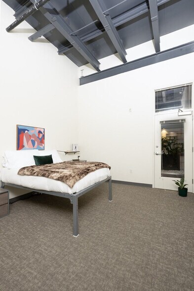 Building Photo - 1125 N 9th St